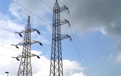 Elettricità e gas in calo per le imprese del terziario