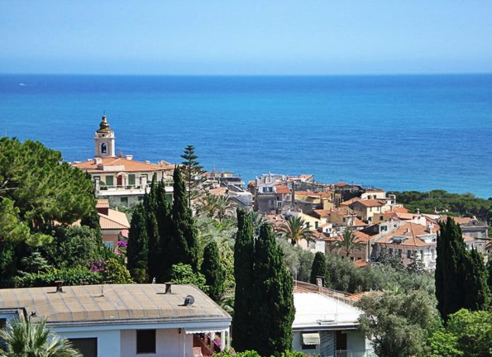 Bordighera, Gianluca Berlusconi (Confcommercio): “Positiva l’apertura di attività commerciali, ma serve fare squadra per garantire servizi”