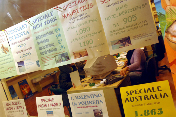 Contratti: rinnovo per i quarantamila addetti agenzie di viaggio e turismo della Fiavet