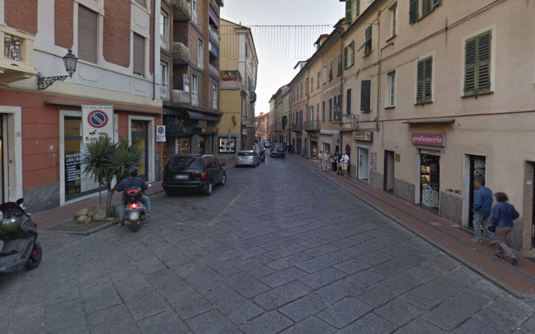 Imperia, mercato di Porto Maurizio: da giovedì banchi della seconda parte via Cascione spostati in piazza Ricci e piazza Roma