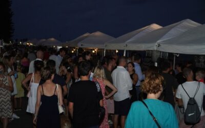 Grande successo per ‘Bordighera Un Mare di Sapori’, oggi l’ultima serata: buon cibo, musica e tanto divertimento