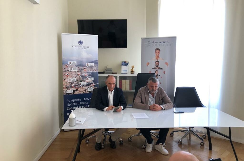 Prosegue la collaborazione fra Confcommercio e Club Tenco: torna la manifestazione “Arte in Città”, dedicata ai fumettisti